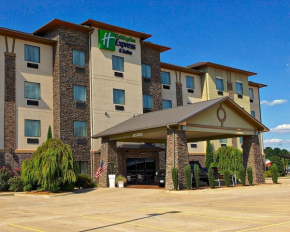 Гостиница Holiday Inn Express and Suites Heber Springs, an IHG Hotel  Хибер-Спрингс